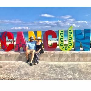 Meet your Posher, Javier